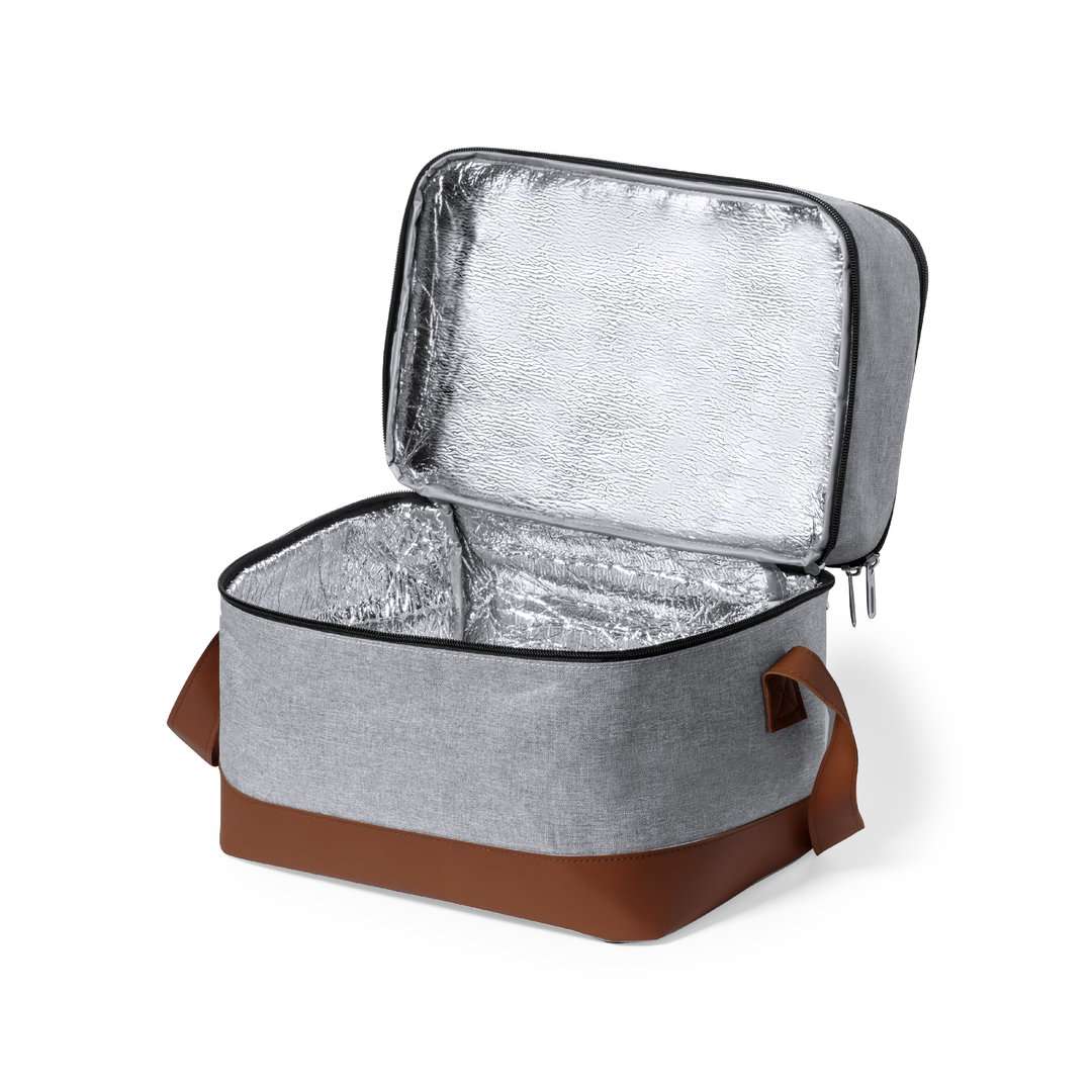 Nevera isotérmica 15L en RPET reciclado con diseño resistente y elegante