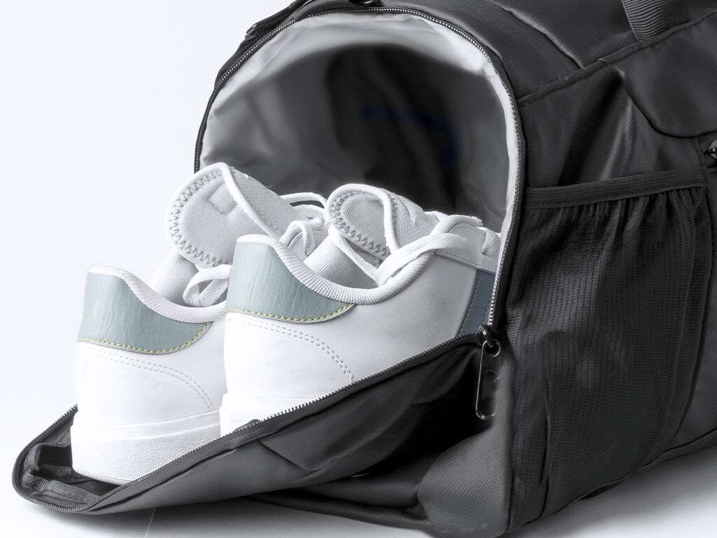 Bolso mochila Denehy en polipiel con múltiples compartimentos