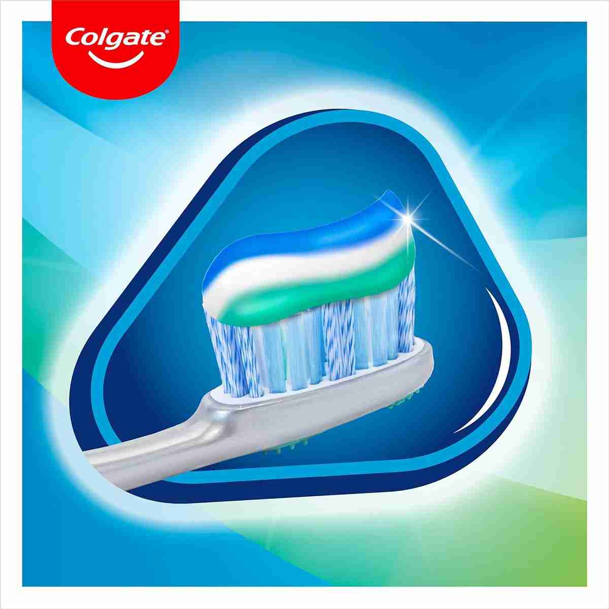 Colgate Triple Acción Pasta de Dientes -  75ml -  Dentífrico con Flúor -  Pasta de Dientes Anticaries -  Ayuda a Mantener los Dientes Blancos -  Refresca el Aliento -  para Toda la Familia