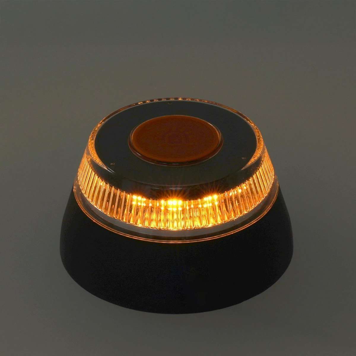 Luz de Emergencia Almalux®, Baliza V16 Geolocalizada – Seguridad y Visibilidad en la Carretera