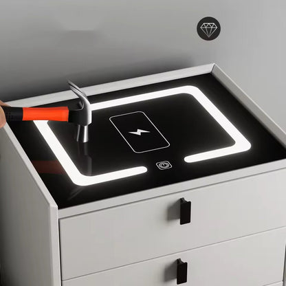 Mesilla de noche inteligente Almalux con luces LED, estación de carga inalámbrica, Sensor de Huella, 2 cajones, puertos USB y altavoces Bluetooth en Blanco Pálido