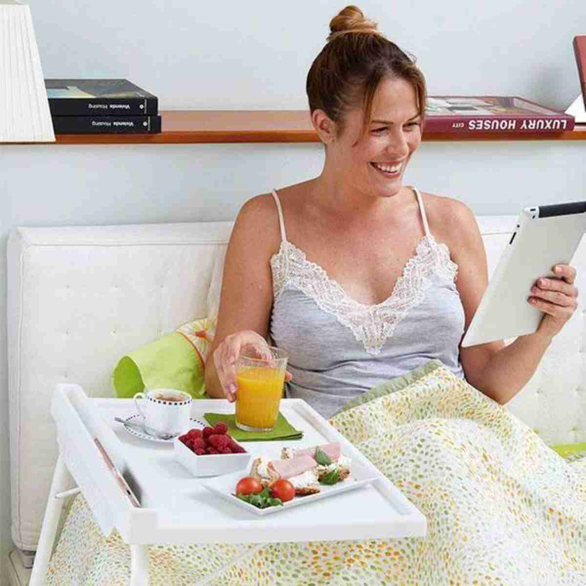 Mesa abatible Almalux® Smart con soporte para Tablet ó Teléfono