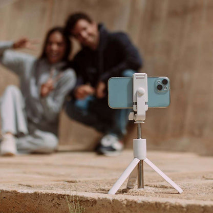 Trípode Fotográfico Almalux® para Smartphones: Diseño Extensible y Disparador Remoto